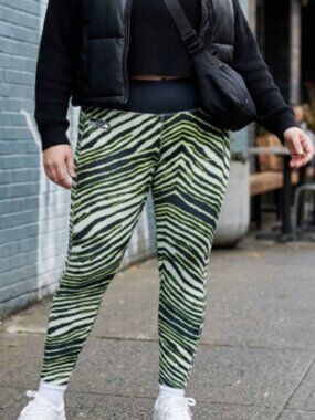 NFL Team Apparel Seahawks Zebra Animal Print Leggings L Game Day Fan Gear Blue